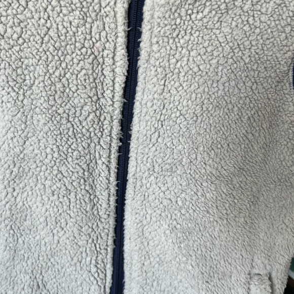 buffalo David Bitton Women’s Reversable Sherpa Vest Fits S/M - Picture 2 of 9